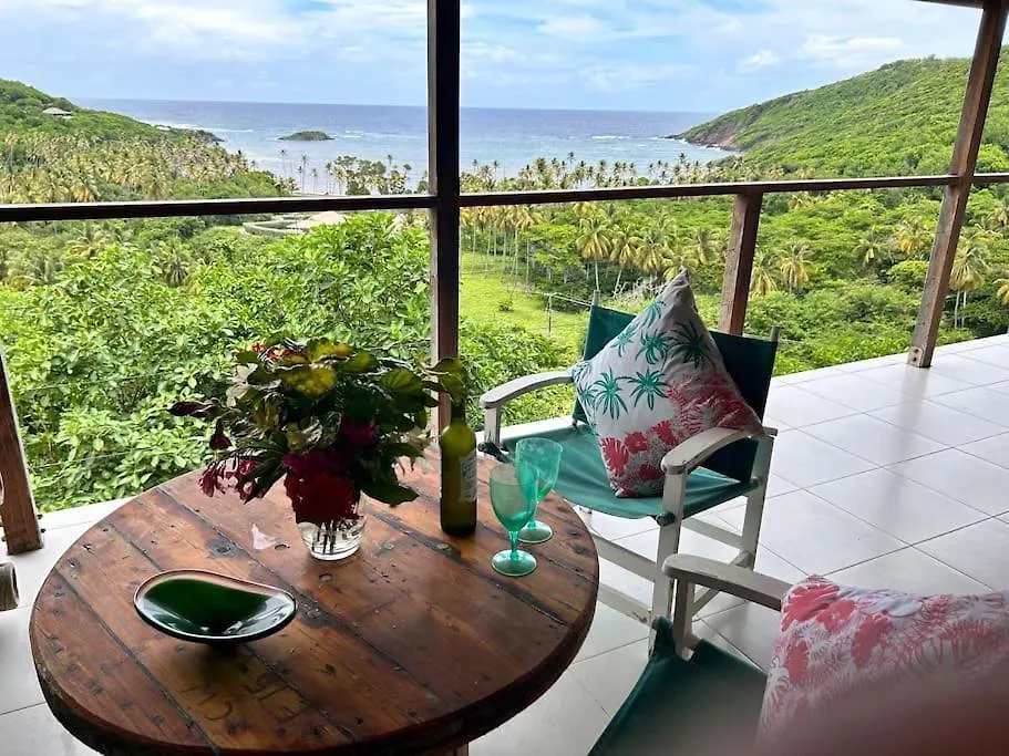 Villa Fortress J Bequia Port Elizabeth Saint Vincent och Grenadinerna